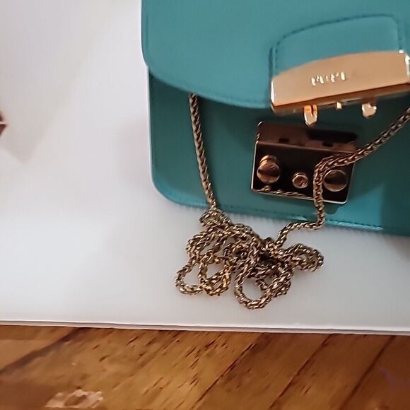 Furla Metropolis Mini Crossbody Pebbled Leather W/Chain Aqua Excellent Used Cond - Picture 14 of 16